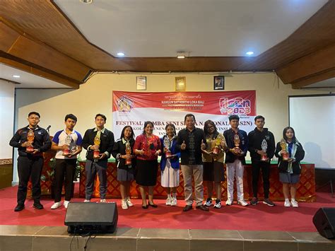 Keren Sakura Raih Juara Dalam Festival Dan Lomba Seni Siswa Nasional Fls N Bali Politika