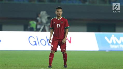 Jelang Lawan Timor Leste Gelandang Timnas U 19 Nikmati Latihan Bola