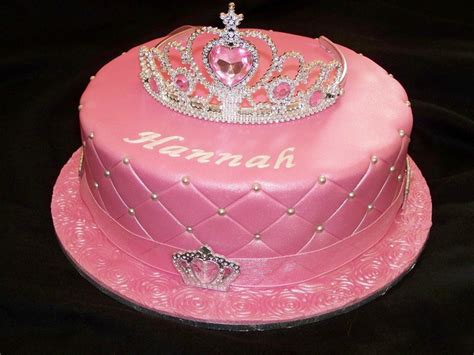 While for the boys, chocolate seems to the only good option, in the case of girls, pineapple, vanilla, strawberry, red velvet. 10 For Birthday Cakes For A Girl Turning 17 Photo - 17th ...