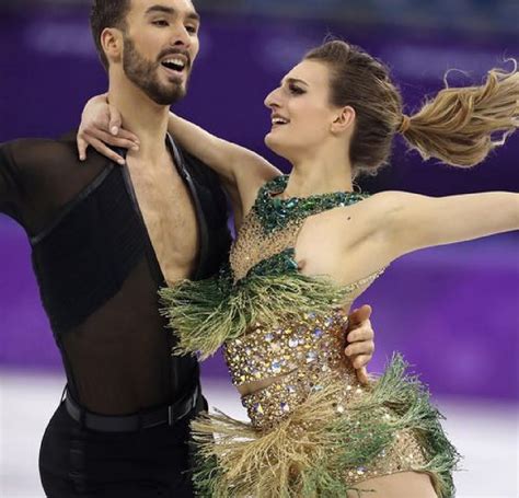 Winter Olympics France S Gabriella Papadakis Wardrobe Malfunction An On Ice Nip Slip
