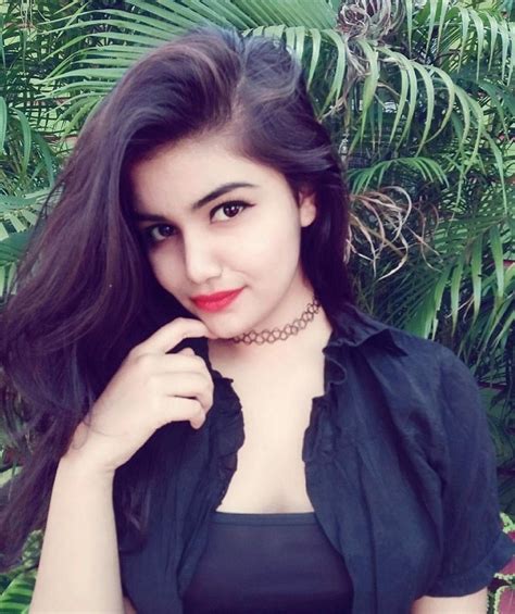 Pin By Preethi Anushvi On Insta Star Cute Girl Dresses Desi Girl Selfie Beautiful Girl Indian