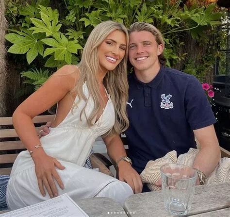 Conor Gallaghers Jaw Dropping Girlfriend So Proud Of Chelsea Ace