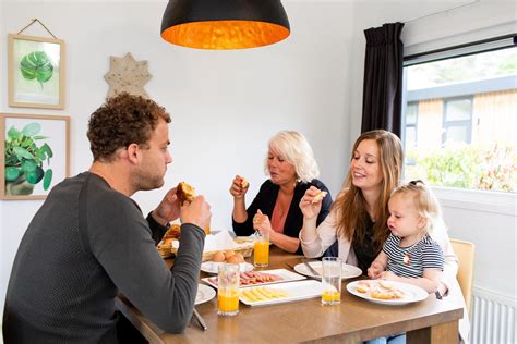 Vakantie op een vakantiepark in lunteren | zie ons overzicht met informatie over de parken. Landgoed de Scheleberg | Vakantiepark in Lunteren, op de ...