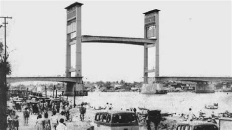Pembangunan Jembatan Ampera Diresmikan Oleh Presiden Soekarno Dalam