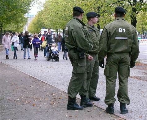 Polizei Deutschland Policía Alemania Police Germany A Photo On
