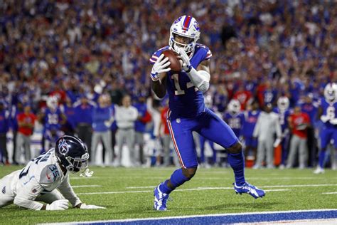 Nfl Bills Rout Titans Eagles Dominant In Win Over Vikings Los