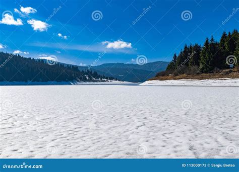 Frozen Lake On A Mountain Stock Image Image Of Travel 113000173