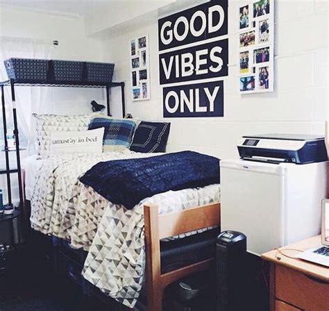 50 coarse home decor ideas for bedroom dorm room organizations bedroom coarse decor home ideas