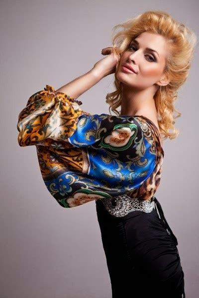 Russian Celebrity Model And Singer Tatiana Kotova Hot And Gorgeous