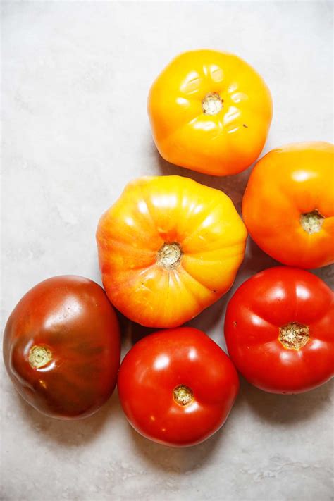 It is made by grating tomatoes on a box grater, but there's an i started using the food processor to make tomato puree last summer when i had tons of tomatoes from my garden, and since then i seldom use a box grater. Lexi's Clean Kitchen | How To Make Fresh Tomato Sauce With ...