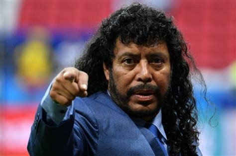 ¡un Loco Cumpleañero El Mundo Del Fútbol Felicita A René Higuita En