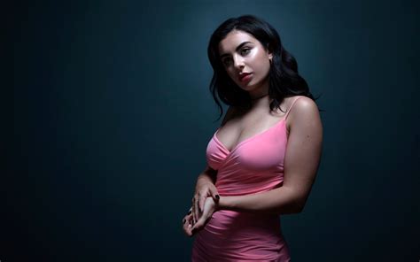 60 Charli Xcx Hd Wallpapers Background Images