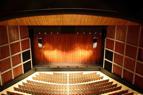 Das theater wurde am 5. Hamilton Place Theatre - Kling & Freitag Sound Systems