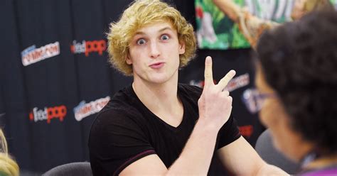 Logan paul is an american vlogger, actor, director and social media phenomenon born in westlake, ohio. Vine star Logan Paul reacts to shut down of the app