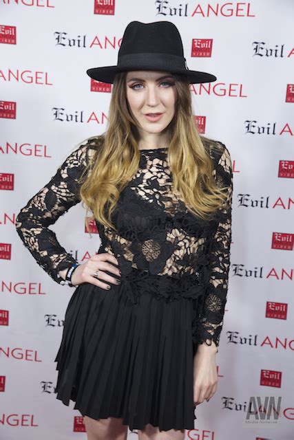 Aee 2015 Evil Angel Cocktail Party Avn