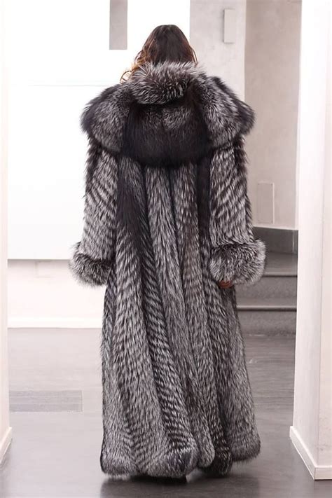 fox fur coat shearling coat fetish fashion fur fashion chic coat fabulous furs silver fox
