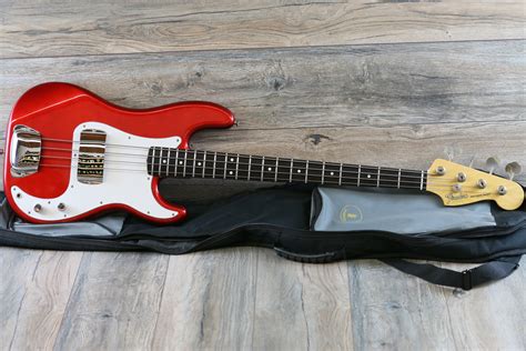 Vintage Fender Mij Precision P Bass Candy Apple Red Gig Bag Lovies