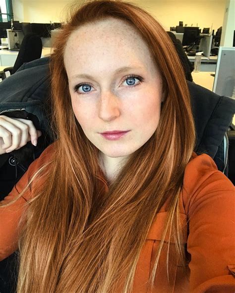 Blue Eyed Redhead The Rarest Combination In The World 👩🏻‍🦰 R