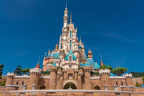 Disneyland Usa Castle Disneylands Sleeping Beauty Castle Announced