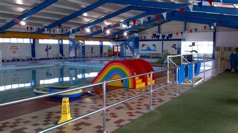 pool picture of pontins southport holiday park southport tripadvisor