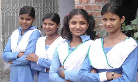 Beautiful Pakistani School Girls In School Uniform ~ Beautiful Girls Photos