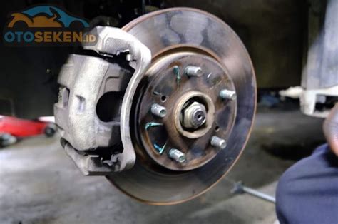 Kenali ciri ciri touchscreen rusak pada. Kenali Ciri-ciri Bearing Roda Mobil Mulai Rusak, Muncul ...