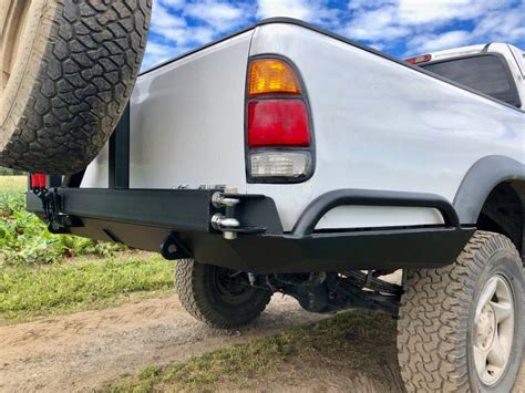 2003 toyota tundra rear end
