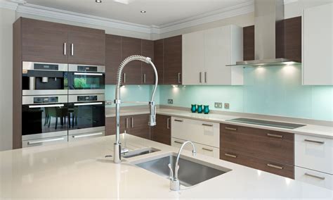 However, it usually costs around £10 to £25 per hour for a kitchen fitter to install kitchen units. 5 ways to cut the cost of your kitchen - Which? News