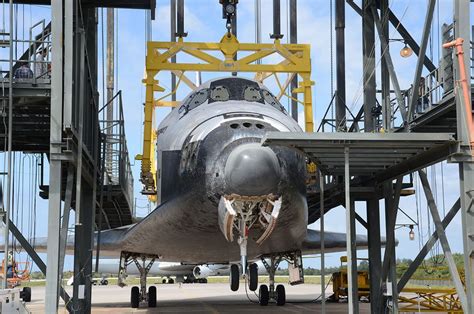 Space Shuttle Discovery Mounted Atop Jumbo Jet For Ride To Smithsonian