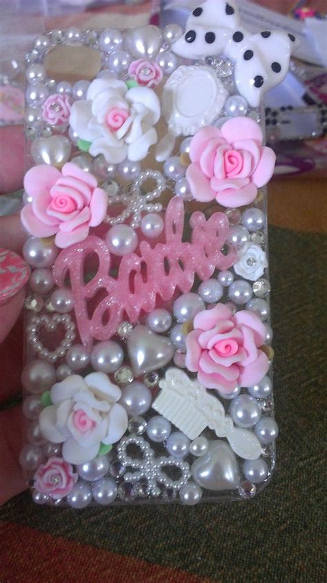 #iphone13pink #iphone13series #iphones #apple #appleiphones #iphone13. Pink and White Barbie iphone 4/4s case by DazzlingCases on ...
