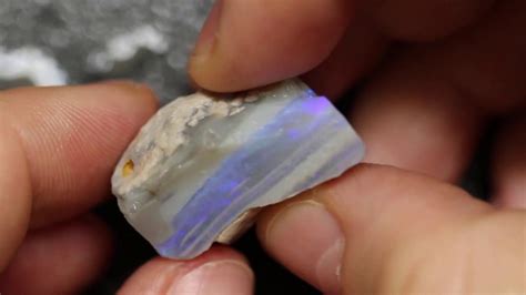 Australian Opal Lightning Ridge Rough 50 Cts Youtube