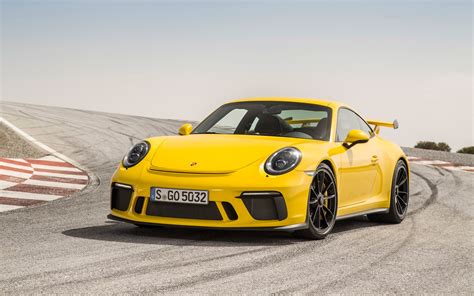 2018 Porsche 911 Gt3 Racing Yellow Wallpapers Hd Wallpapers Id 21585