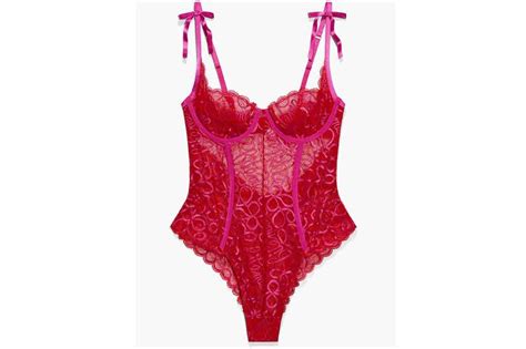 Best Plus Size Lingerie 14 Sexy Styles For Curvy Women
