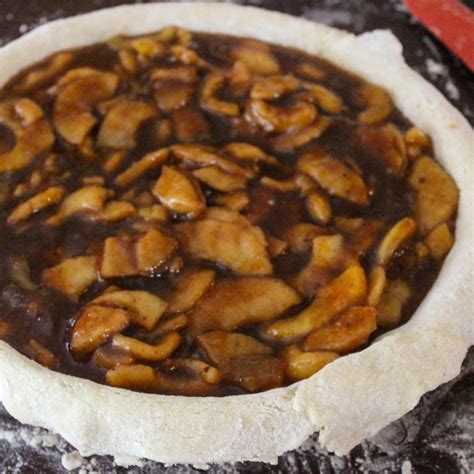Amazing Apple Pie Filling & the Perfect Pastry Crust | Recipe | Apple pies filling, Pastry crust ...
