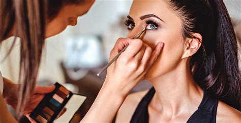 Professional Makeup Artistry How To Become One And Career Options
