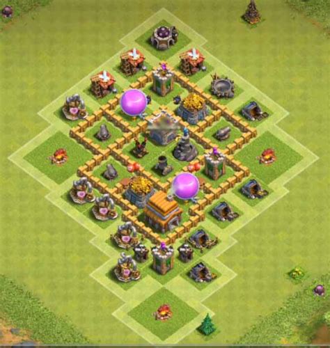 This base places your town hall outside of the walled up areas and places your gold/elixir storage within them. 7+ Best Town Hall TH5 Trophy Bases Anti Giants 2019 (New!)