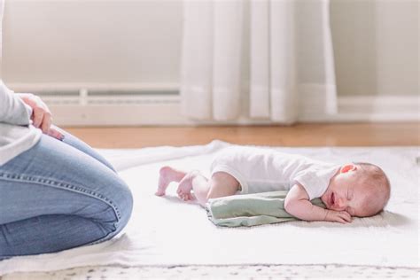 Tummy Time A Importância Do Tempo De Barriga Para O Desenvolvimento Do