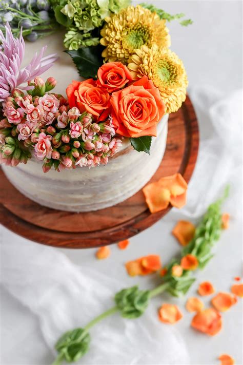 C Ch Trang Tr B Nh V I Hoa How To Decorate Cakes With Flowers N Gi N