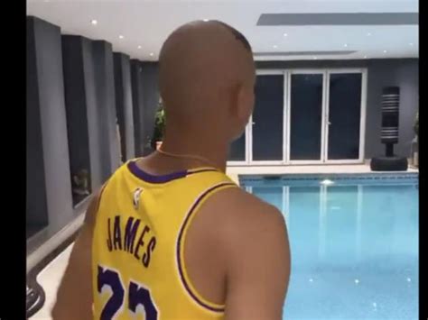 Overnight, neymar was transformed from idol to team mate, although it is understandable richarlison regresses into a giddy child when revealing his admiration for the brazil icon once extended to mimicking his hairstyle. Richarlison Wins Self-Isolation by Replicating Classic ...