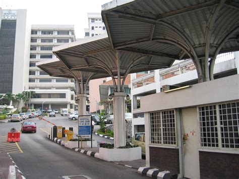 Tung shin hospital, previously known as pooi shin thong, was founded in 1881 by kapitan cina yap kwan seng, who hailed from the province of chak kai in guangzhou, china. Tung Shin Hospital, Kuala Lumpur | totony8 | Flickr