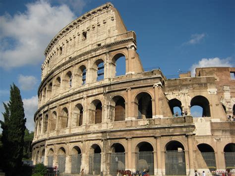 Filecolosseum Rome Wts Wikimedia Commons