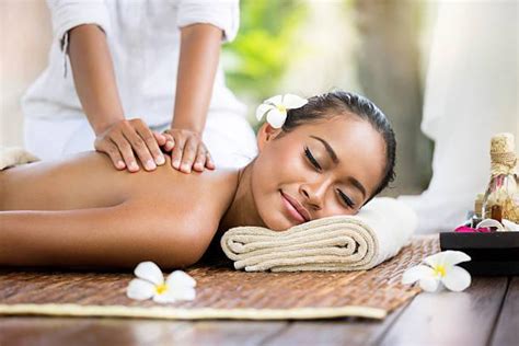 Understanding What Is A Lomi Lomi Massage