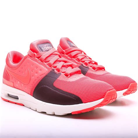 Considered too advance for the market in the late 80's, the sneaker was scraped from the paper and the am 1. Nike Air Max Zero Ember Glow - Slash Store