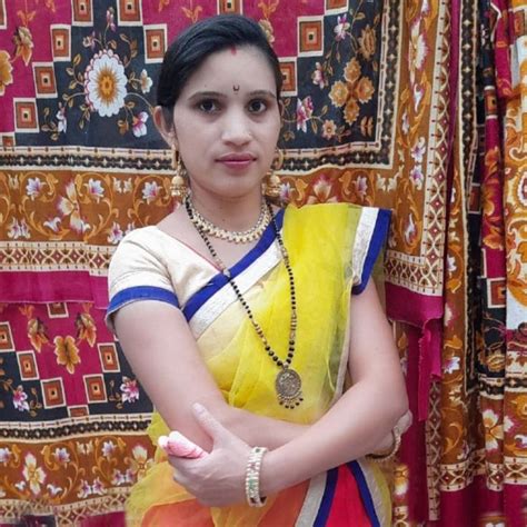 Beautiful Girl Indian Girl Photos Sari Quick Fashion Girl Pics Saree Moda Fashion Styles