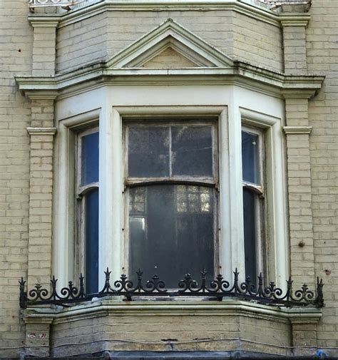 Victorian Era Windows