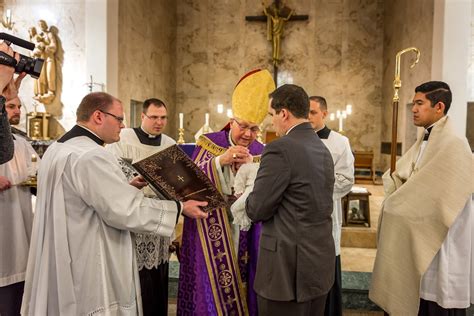 Pontifical Baptism In The Traditional Rite In Madison Catholic News Live