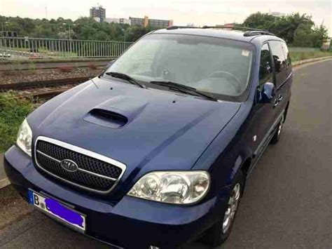 Kia signature tiger nose grille with chrome inserts. Kia Gebrauchtwagen - Alle Kia 7 Sitzer günstig kaufen
