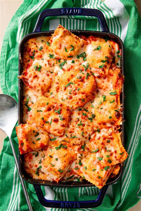 Cook onion and garlic 5 minutes, stirring occasionally. These Budget-Friendly Ground Beef Recipes Are Easy To Make And SO Delicious | Ground beef ...