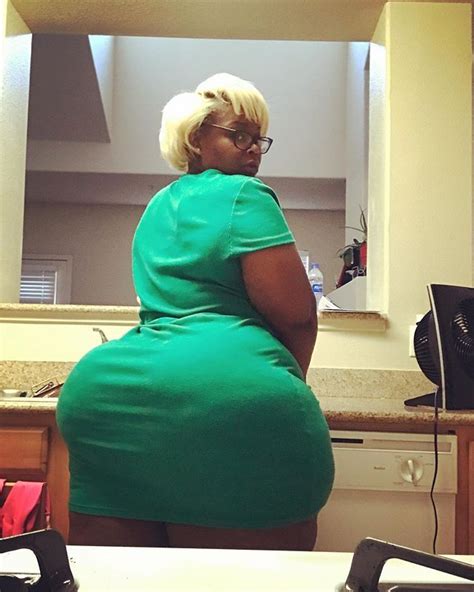 Dzire Moore On Instagram “off Duty” Curvy Girl Fashion Big Girl