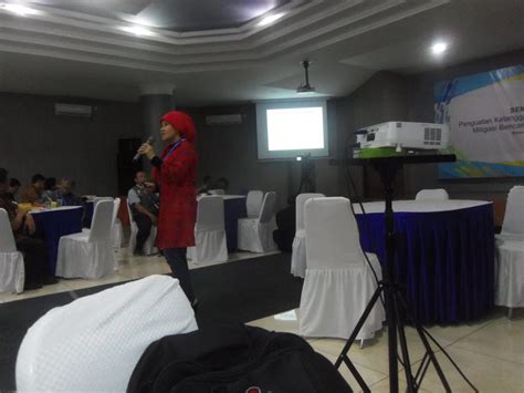 Waspada sesar lembang | info bmkg 2021 badan meteorologi, klimatologi, dan geofisika (bmkg) bandung penjelasan bmkg soal fenomena suhu udara dingin di bandung. LIPI dan BNPB Menyelenggarakan Seminar Nasional ...